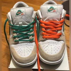Nike sb dunks Jarritos collab
